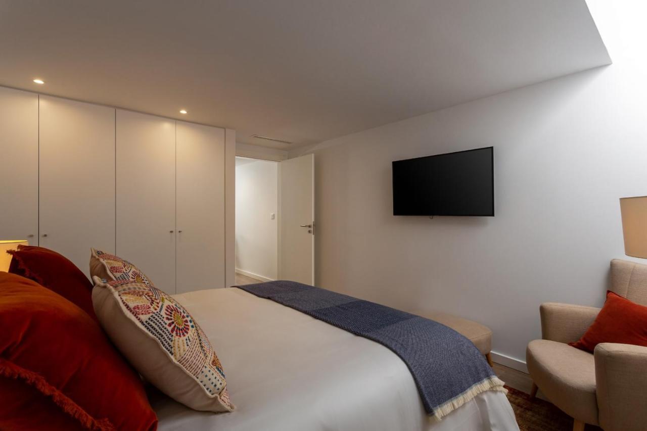 Stupendo- Two Rooms, Patio With Refreshing Pond-Center-Air Conditioning-Free Park Lisboa Exteriör bild