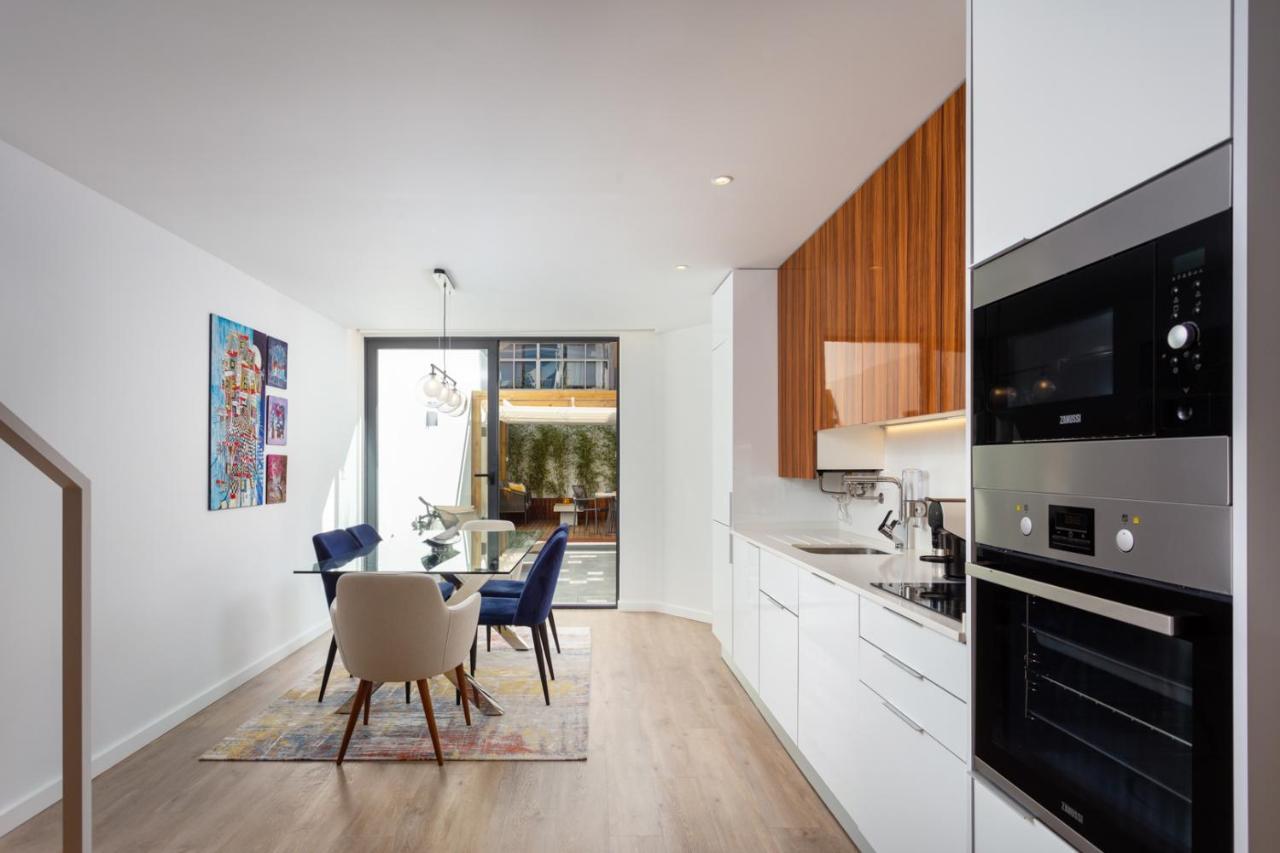 Stupendo- Two Rooms, Patio With Refreshing Pond-Center-Air Conditioning-Free Park Lisboa Exteriör bild