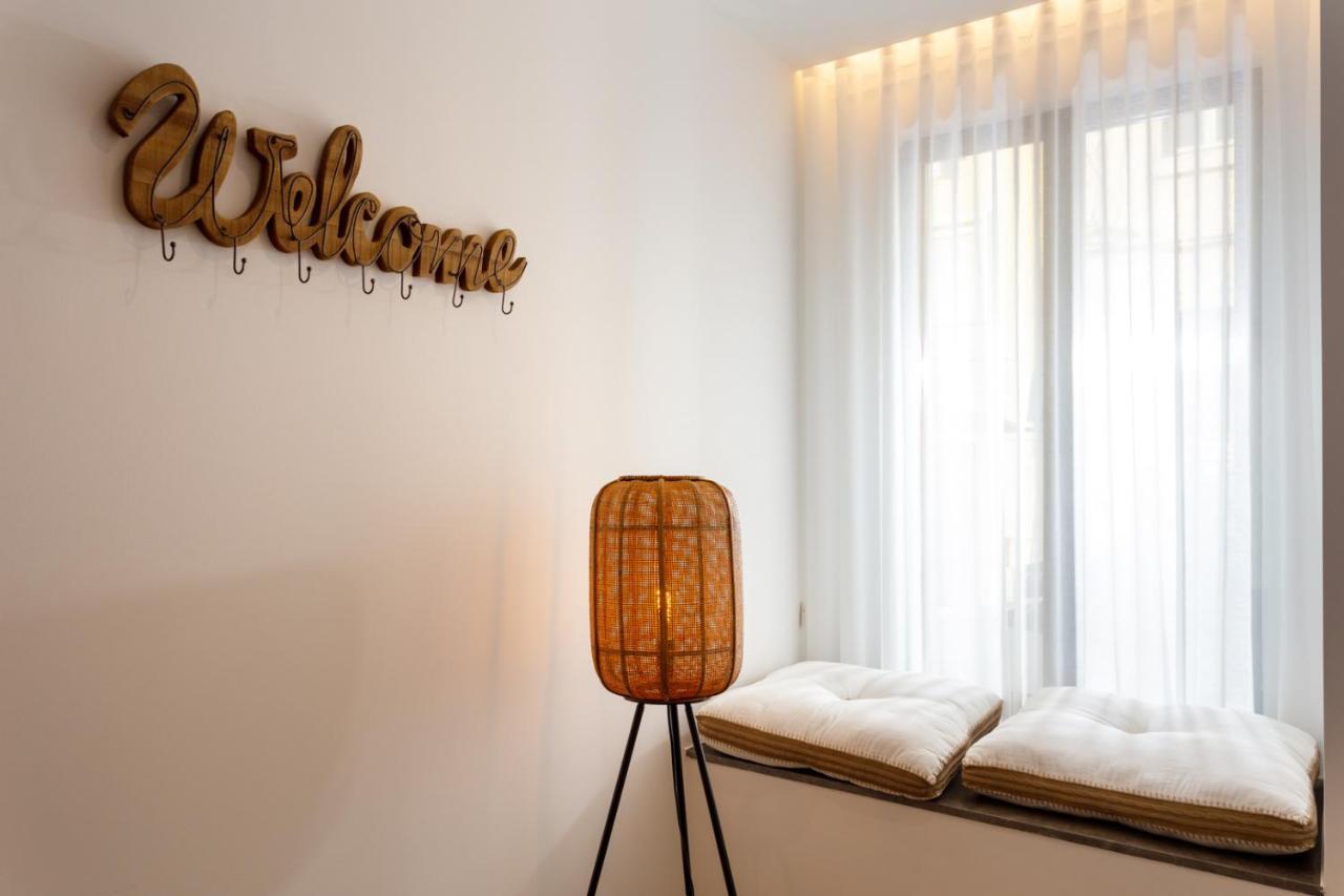Stupendo- Two Rooms, Patio With Refreshing Pond-Center-Air Conditioning-Free Park Lisboa Exteriör bild