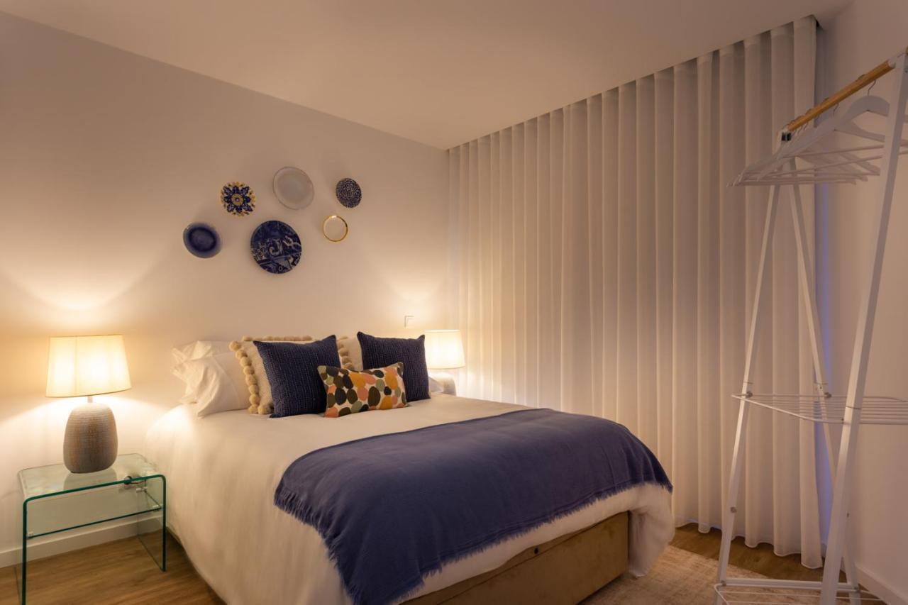 Stupendo- Two Rooms, Patio With Refreshing Pond-Center-Air Conditioning-Free Park Lisboa Exteriör bild