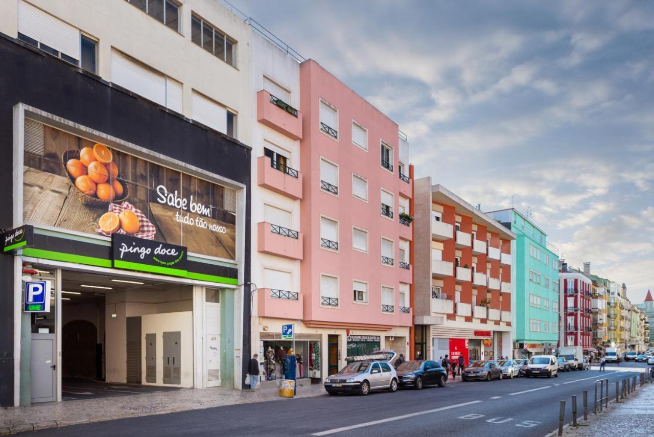 Stupendo- Two Rooms, Patio With Refreshing Pond-Center-Air Conditioning-Free Park Lisboa Exteriör bild