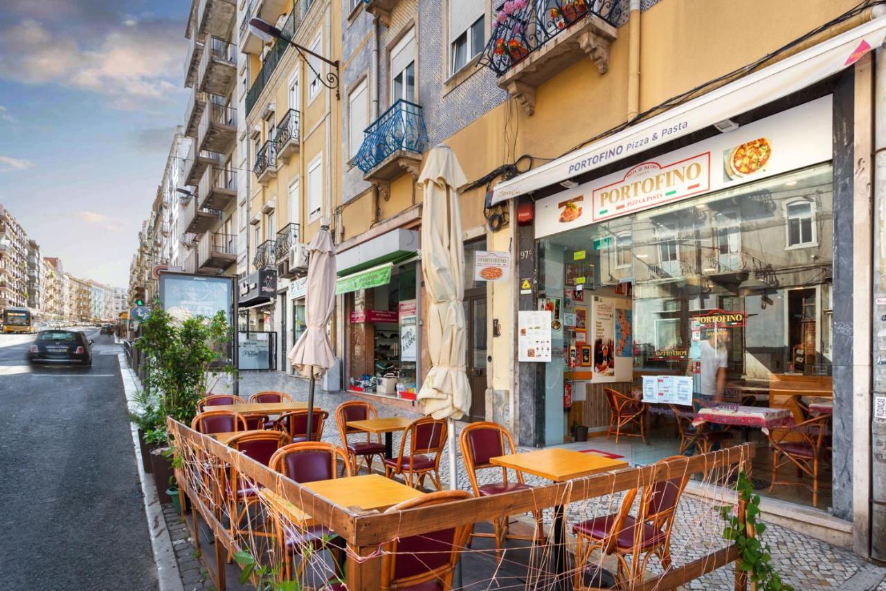 Stupendo- Two Rooms, Patio With Refreshing Pond-Center-Air Conditioning-Free Park Lisboa Exteriör bild